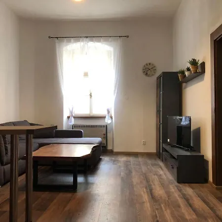 City Apartment *