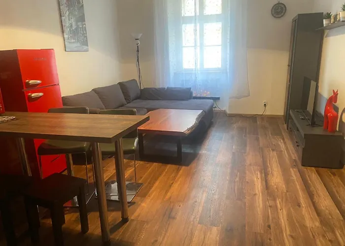 1 Apartment